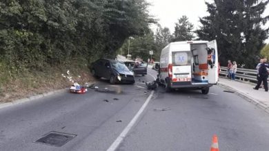 Sudar sanitetskog vozila i automobila u naselju Solina, petero povrijeđenih