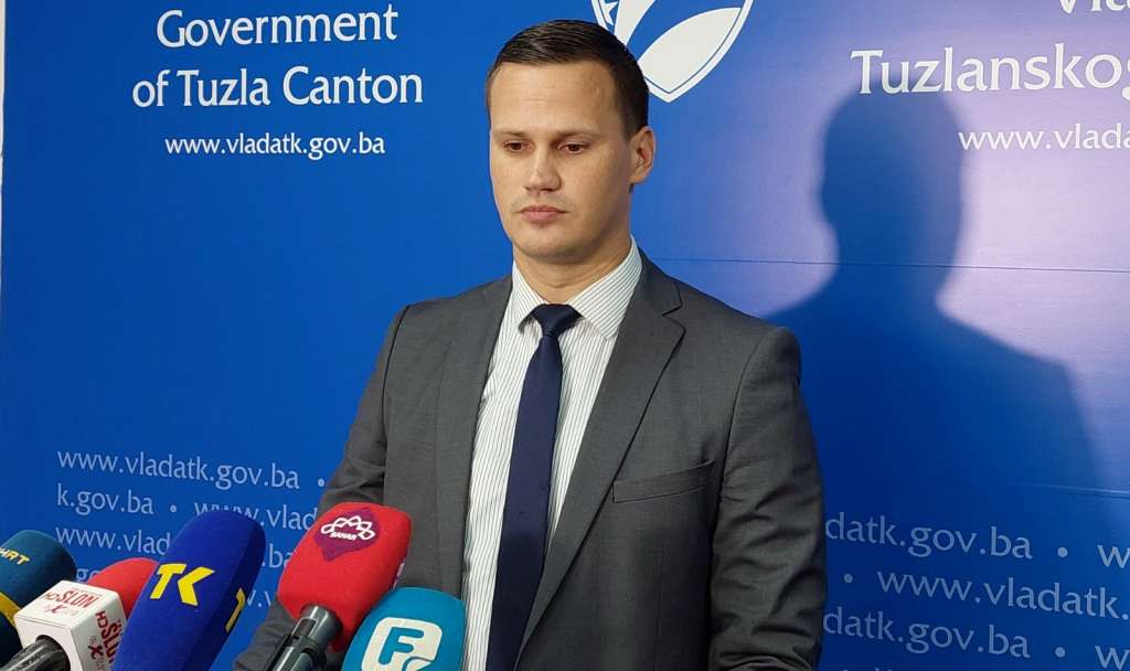 FENA Edin Skokić, Foto: Premijer Halilagić se obratio na press-konferenciji