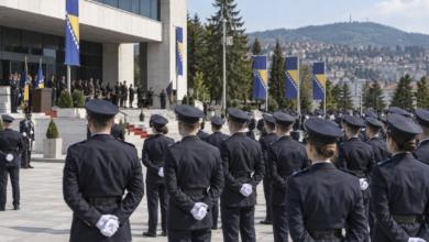 policija